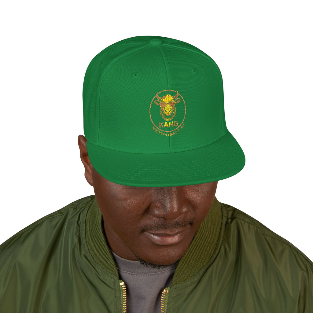 Gold Skull Snapback Hat — Embroidered Sparkle Streetwear Cap